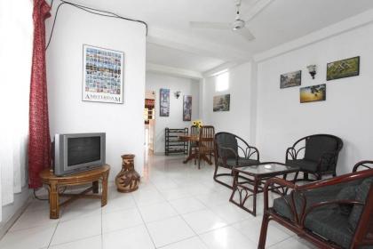 N S Apartment - image 11