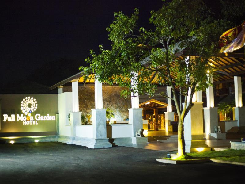 Full Moon Garden Hotel - main image