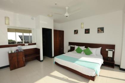 Saprin Beach Resort - image 9