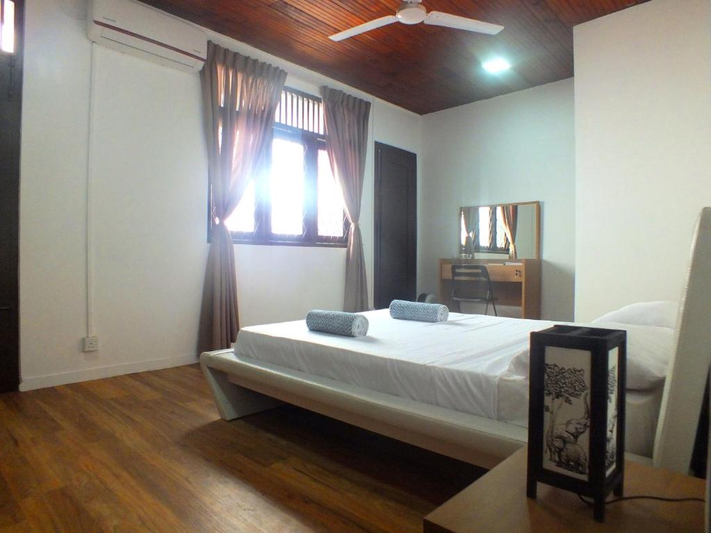 Drop Inn Hostels - image 3