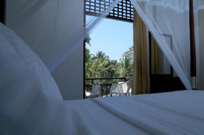 The villa has 6 bedrooms 1 bathroom a flat-screen Tv with satellite channels - image 7