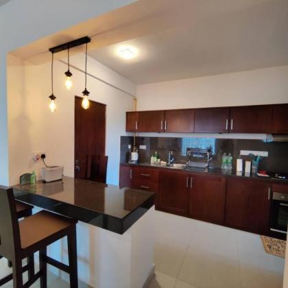 3 Bedroom Apartment in close proximity to Beach - image 11