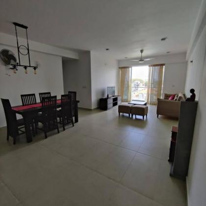 3 Bedroom Apartment in close proximity to Beach - image 14