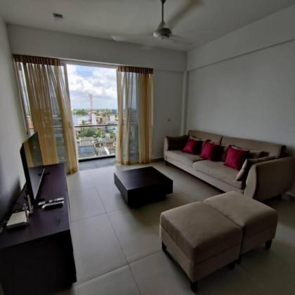 3 Bedroom Apartment in close proximity to Beach - image 7