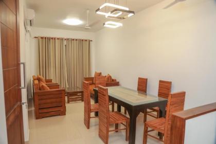 LAR LUXURY APARTMENTS - image 10