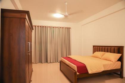 LAR LUXURY APARTMENTS - image 15