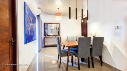 Luxurious 2 bedroom apartment - Ariyana Resort Apartments -Athurugiriya - image 4