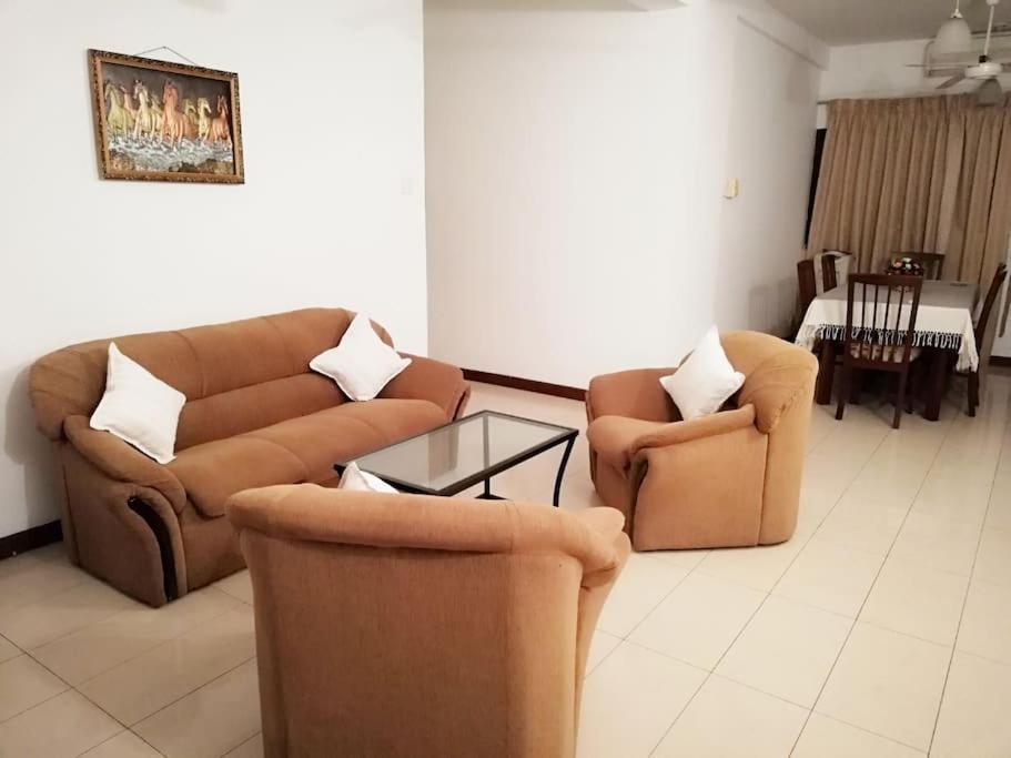 Colombo 9 - 3BR Fully Furnished Luxury Apartment - main image