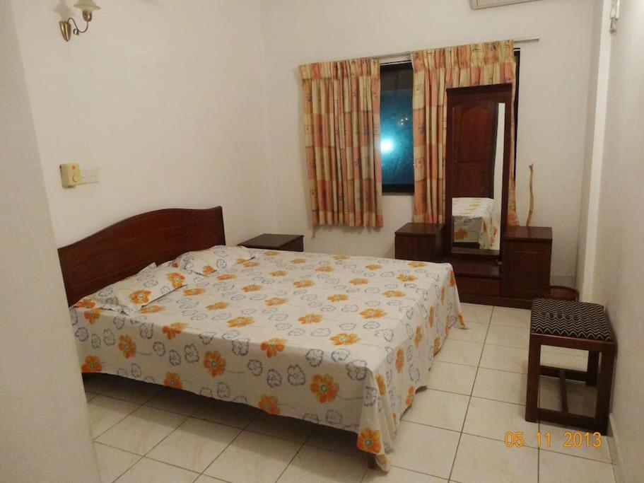 Colombo 9 - 3BR Fully Furnished Luxury Apartment - image 6