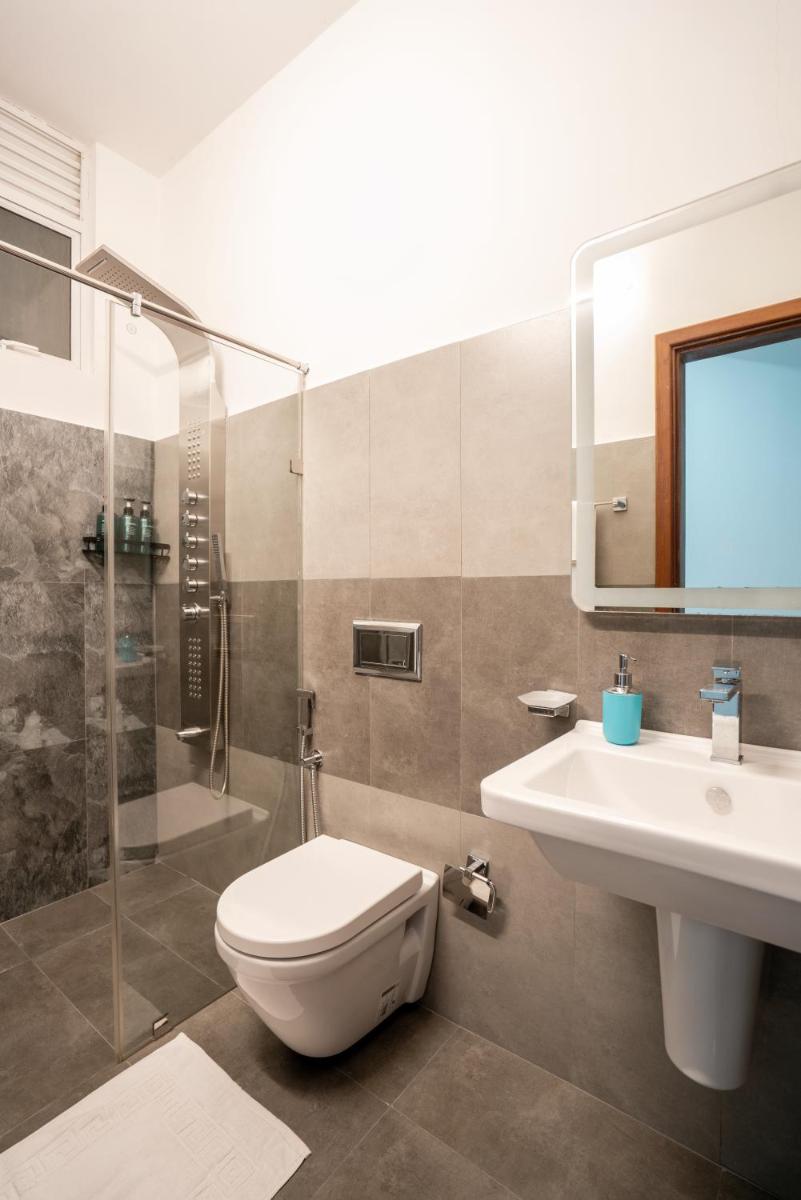 Hotel Style Colombo Studio Apartment - image 7