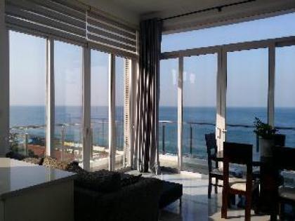 Lovely 3 bedrooms 3 bath rooms Sea View Apartment - image 3